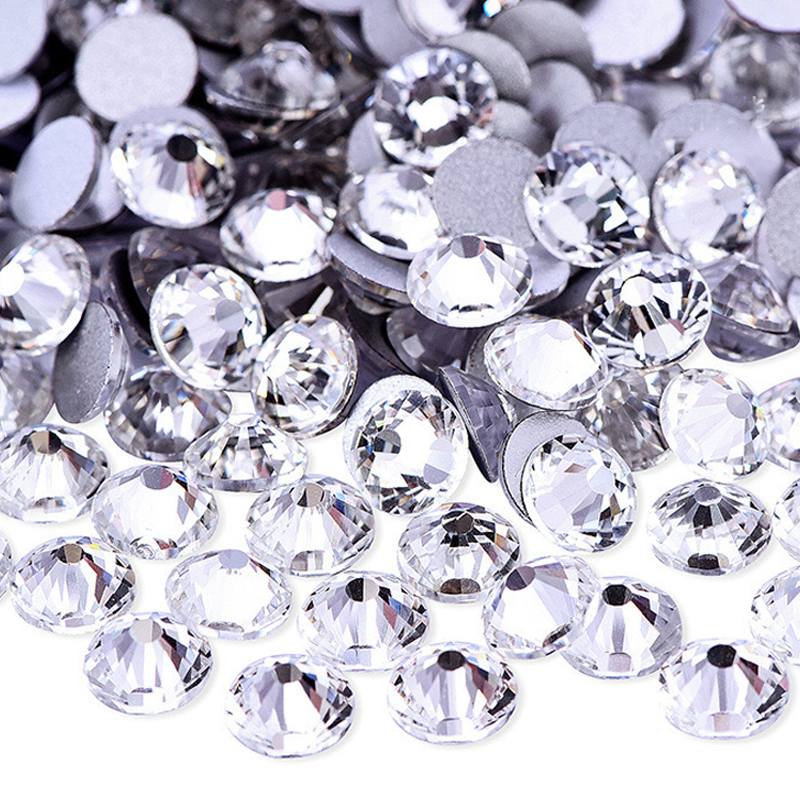 White resin rhinestones