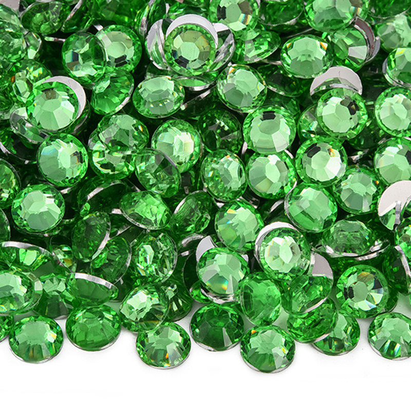 RR018 Spring Green Resin Rhinestones