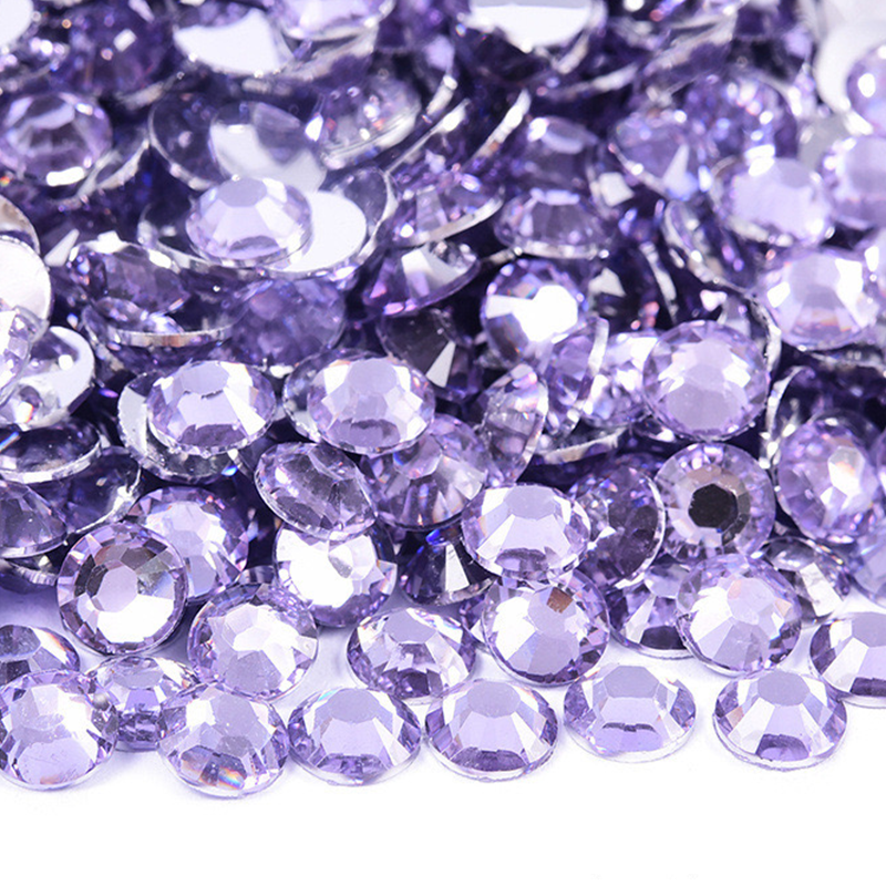 RR026 Lavender Resin Rhinestones